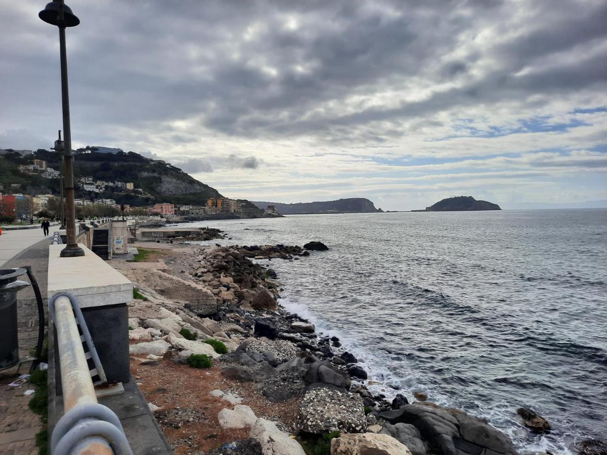 Lungomare Panzió Pozzuoli Kültér fotó